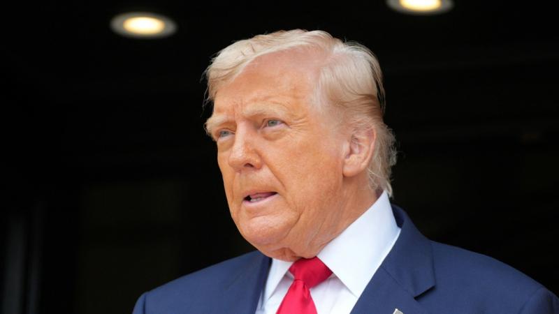 Trump új határidőt tűzött ki az ukrajnai konfliktus lezárására, sürgetve a békés megoldások mielőbbi elérését.