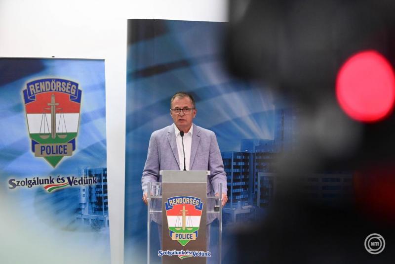 Horváth László: Az iskolák már nem csupán a tudás színhelyei - a drogterjesztők is célkeresztbe vették őket.