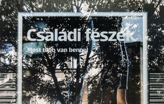A lakáshitel költségei környező országokhoz viszonyítva drámaian magasabbak, hiszen több millió forinttal többet költünk rá. Ugyanakkor érdemes észben tartani, hogy a helyzet még mindig javulhatna, és lehetne ennél is kedvezőtlenebb.