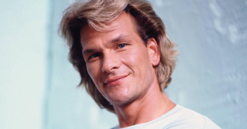Íme Patrick Swayze felesége, Lisa, aki 69 évesen is lenyűgöző szépségével és szőke hajával hívja fel magára a figyelmet.