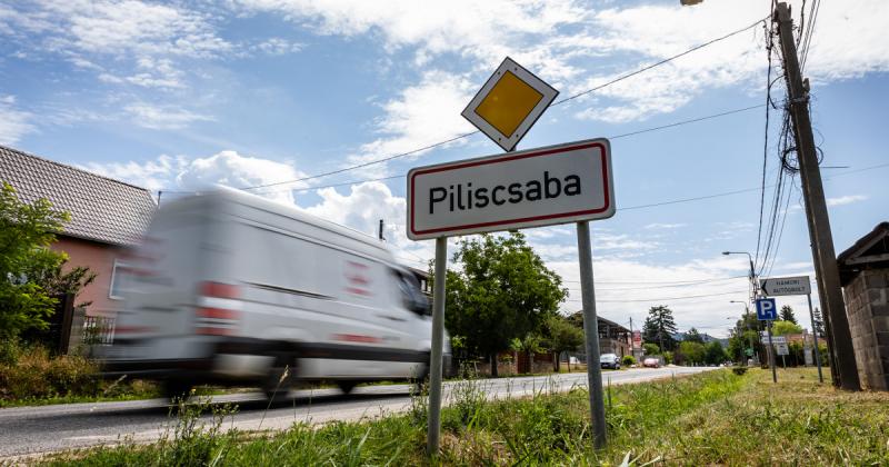 A Pilis gyöngyszemét, a természet csodáját, egy potenciálisan veszélyes vegyi üzem árnyéka fenyegeti.