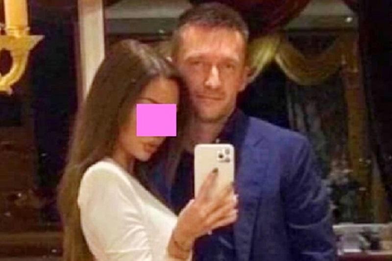 Rogánék a festői Capri szigetén töltötték idejüket, miközben Tusványosra várt a közönség a beszédre.