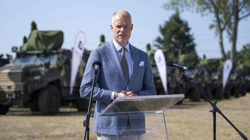 Fegyelmi eljárás vette kezdetét a kecskeméti repülőtérről ellopott MiG-29-es alkatrészek kapcsán.