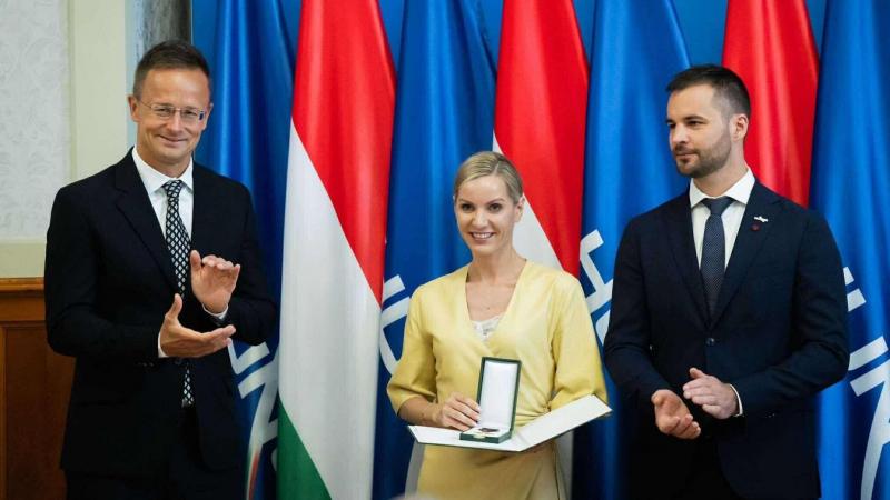 Szijjártó Péter hangsúlyozta, hogy a magyar űrprogram továbbra is folytatódik, mint a gazdaság egyik kiemelkedő jövőbeli erőforrása.