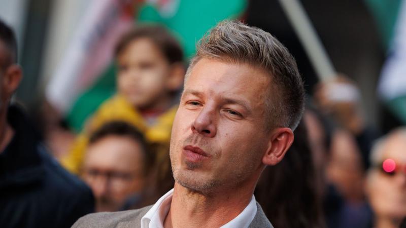 Már a manipulációs kerekasztal is elégedetlenséget váltott ki Magyar Péterből.