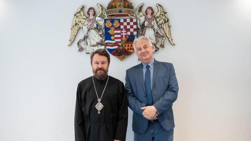 A VSquare értesülései szerint az Alkotmányvédelmi Hivatal ajánlása ellenére Hilarion metropolita nem kapta meg a magyar állampolgárságot, mivel a javaslatot figyelmen kívül hagyták.